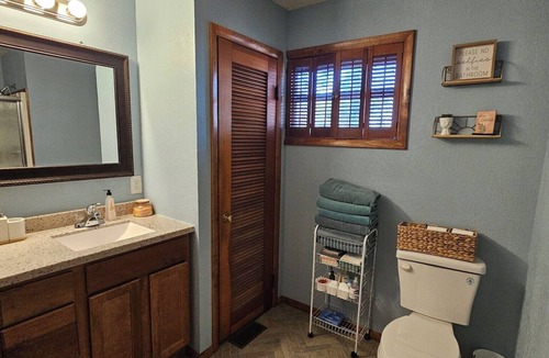 Jackson House | Charming 3-bedroom house with all the amenities located in the heart of Jackson