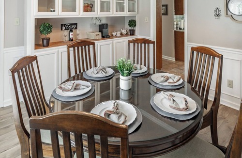 Madison House | Charming 3-bedroom house in peaceful Madison with WiFi, Pet-friendly