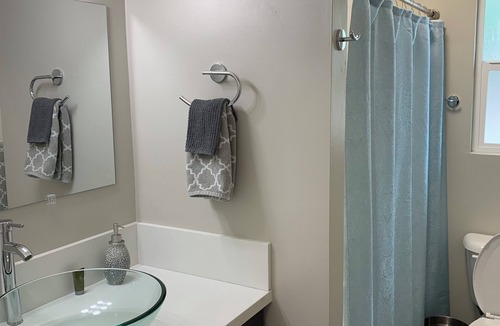 Virginia Village House | Charming 3-bedroom house. DTC- Cherry Creek- Wash Park AC WiFi Patio Fenced Yard