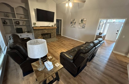 Dothan House | Charming 3-bedroom house newly remodeled in Dothan Alabama.