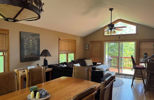 Hunter House | Charming 3-bedroom house in the Catskills. Pet friendly with fantastic views