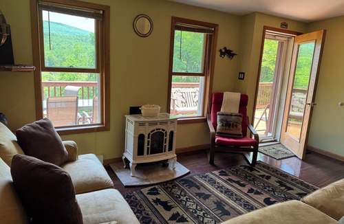 Hunter House | Charming 3-bedroom house in the Catskills. Pet friendly with fantastic views