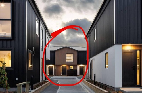 Trentham House | Charming 3 Bedroom Home in Upper Hutt, Perfect for Families and Groups