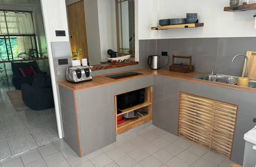 San Sai House | Charming 3-bedroom townhome with AC, free wifi near Central Festival