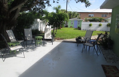 Port Canaveral House | Charming 3 Bedroom Home. Sleeps 6. 1/2 Block to Beach
