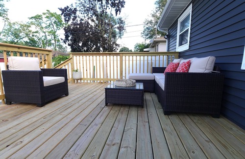 Des Plaines House | Charming 3-bedroom house with AC and WiFi in serene Des Plaines near O’Hare