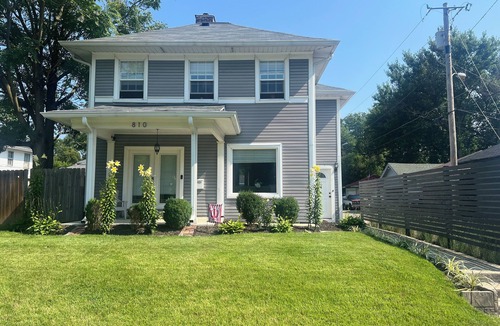 Mapleton/Fall Creek House | Charming 3-bedroom house in central Indianapolis
