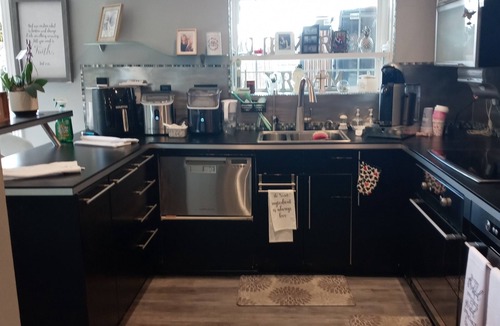 Seal Beach House | Charming 3-bedroom townhome in lovely Los Alamitos with AC, WiFi