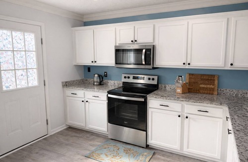 Murfreesboro House | Charming 3-bedroom house-home away from home