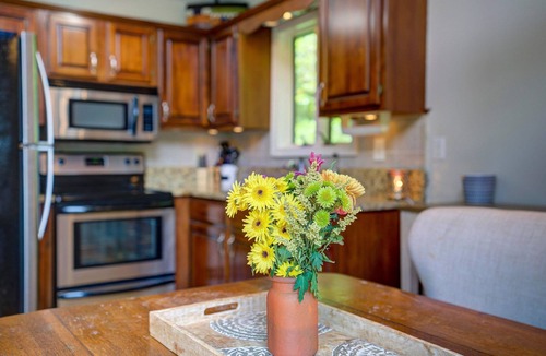 Piney Flats Cabin | Charming 3-bedroom cabin on Boone Lake