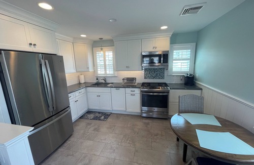 Stone Harbor Condo | Charming 3-bedroom condo in beautiful Stone Harbor