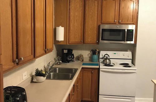 Berkley House | Charming 3-bedroom whole house with yard and secure parking. Close to downtown!