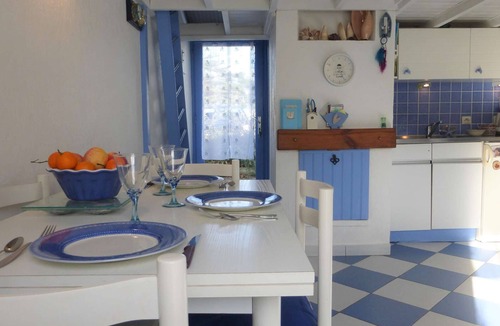 Bretignolles-sur-Mer Apartment | Charming 3-Sleeper Studio with Pool, Tennis & Beach Access in Bretignolles-sur-Mer