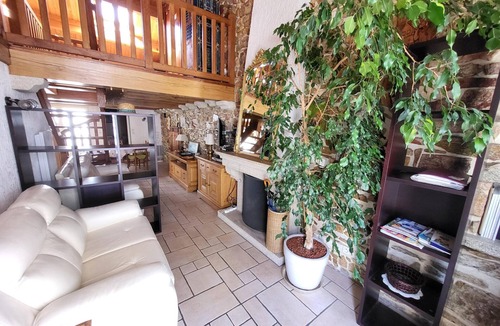 Les Sables d'Olonne House | Charming 3-Bed Townhouse with Courtyard, Garage, and WiFi, 300m from Beach in Les Sables-d'Olonne