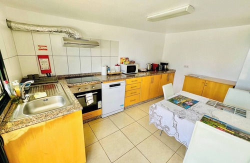 Estreito da Calheta House | Charming 3 Bedroom House in Estreito da Calheta, Portugal