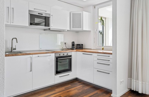 Boeblingen Apartment | Charming 3 Room Apart ROLF BENZ I Next to Panzer Kaserne I Family I Homeoffice