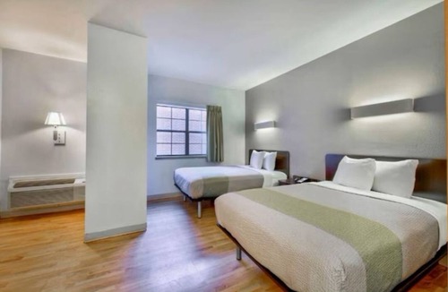 Beaumont Hotel | Charming 3 - Units Perfect for Dining at Crazy Cajun – Steps Away!