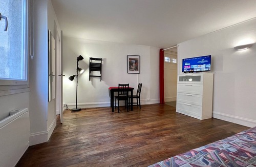 Paris City Center Apartment | Charming 30m² studio on rue saint Honoré