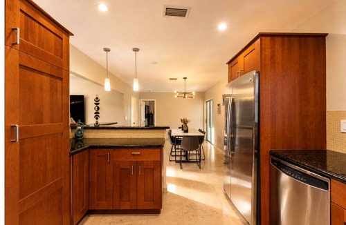 South Lake Villa | ★CHARMING 3BDR VILLA W/PRIVATE POOL & SPACIOUS BACKYARD - 20 min to FIFA!