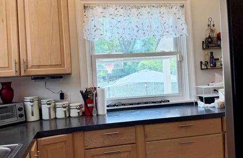 Deer Park House | Charming 3BR/2BA Home across from the park, Sleeps 6