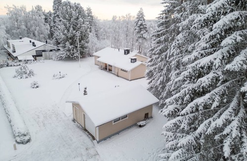 Rovaniemi House | Charming 3BR Home with River Views & Sauna