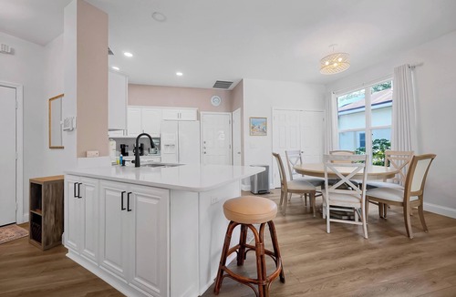 Esprit House | Charming 3BR Pool Home Near Disney, Open Layout,Family Friendly-4102