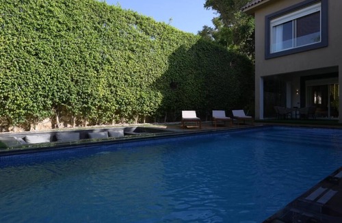 Zawiyya Al-Hamra Villa | Charming 4-bedroom villa with WiFi, AC in peaceful Cairo Governorate