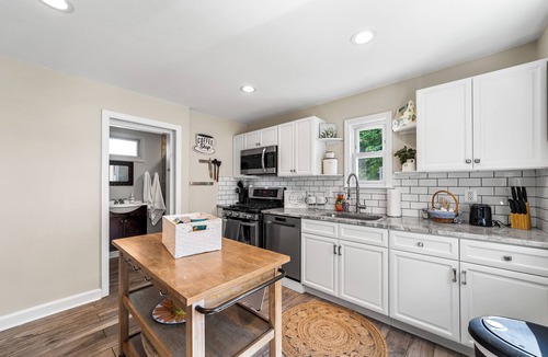 Lawrenceville House | Charming 4-bed 2- Bath Home Close Proximity to Princeton Area and Sesame Place