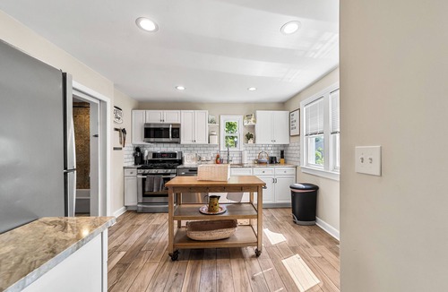 Lawrenceville House | Charming 4-bed 2- Bath Home Close Proximity to Princeton Area and Sesame Place
