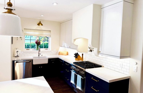 Oak Park House | Charming 4-bedroom hacienda in gorgeous Santa Barbara with AC