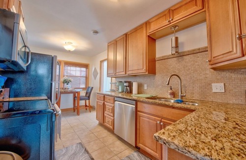 Hale House | Charming 4-Bedroom, 2-Bath Retreat Near Lake Nokomis – Now 20% Off!