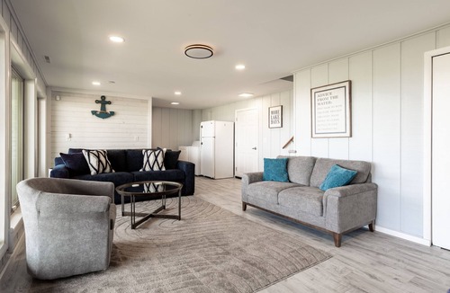 Pigeon Ski Chalet | Charming 4-bedroom beachfront chalet on Sand Point in Caseville Twp