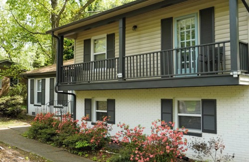Mint Hill House | Charming 4-bedroom house with AC, WiFi in peaceful Mint Hill and 2 living rooms