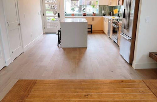 Wallingford House | Charming 4-bedroom house with lake view , WiFi and AC in wonderful Seattle