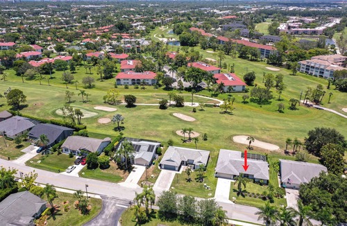Central Naples Cottage | Charming 4-bedroom pool home with AC, in Naples FL