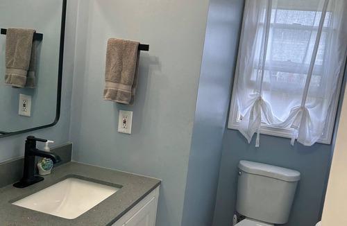 Eastward Look House | Charming 4-bedroom house just a Short walk to Scarborough Beach