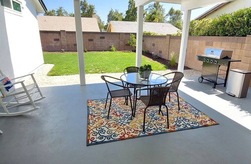 Simi Valley House | Charming 4-bedroom single story house with WiFi and AC in lovely Simi Valley