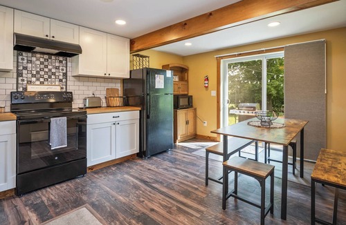 Beaver Dams House | Charming 4-bedroom house near Racetrack and Park in lovely Watkins Glen