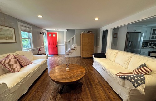 East Harwich House | Charming 4 BR house with AC and WiFi and outdoor shower in enchanting Harwich