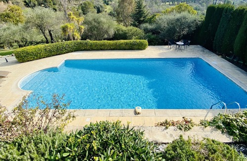 Chateauneuf-Grasse Villa | Charming 4 bedroom Provençal villa in Valbonne walking distance to the village