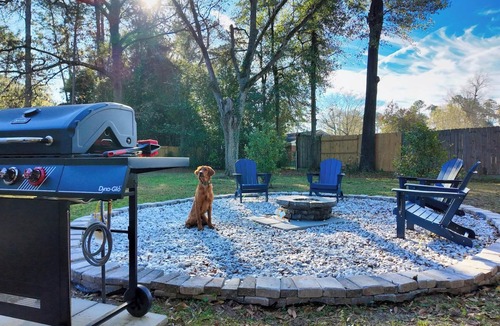 Bainbridge House | Charming 4BR/2BA Home in Bainbridge - Fenced Yard & Outdoor Gas Fireplace!