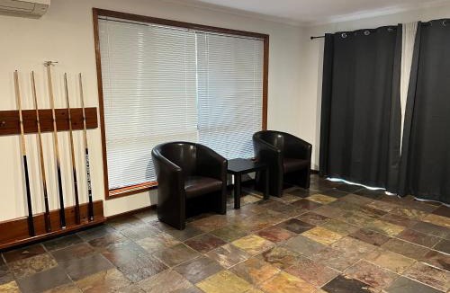 Evanston House | Charming 4BR Retreat near Gawler