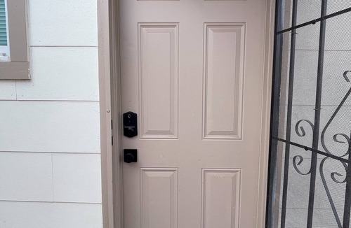 Winslow House | Charming 4BR Winslow Retreat—5 Min Walk Downtown, AC, WiFi & Relaxing Yard