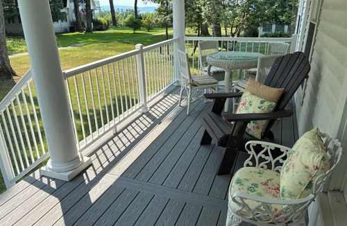 Roaring Brook Cottage | Charming 5-bedroom Roaring Brook cottage in Harbor Springs with beach access.