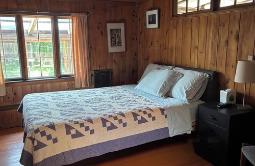 Chatham House | Charming 5-bedroom Vacation House in Chatham