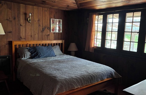 Chatham House | Charming 5-bedroom Vacation House in Chatham