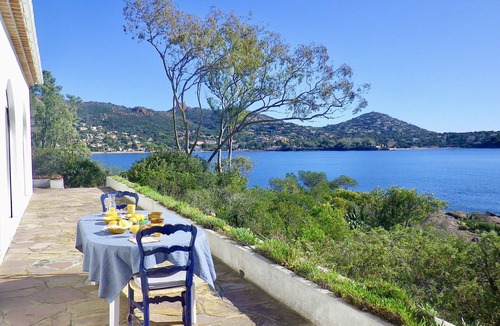 Agay Villa | Charming 50s waterfront villa exclusive sea access terrace garden
