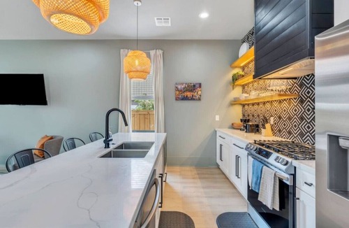 Tulane - Gravier House | Charming 5BR Retreat near City Park in New Orleans