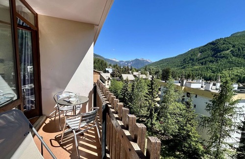 Chantemerle Apartment | Charming 6-Pax Apt in Serre-Chevalier, South & West Balconies, Ski Locker