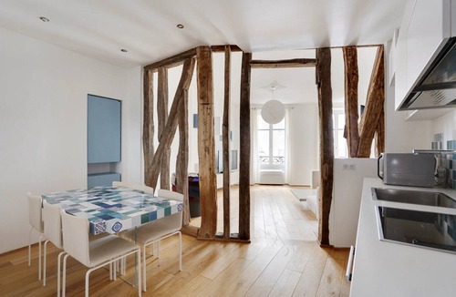 14th Arrondissement Apartment | Charming 75m² Luxury Apartment Steps from Jardin Du Luxembourg